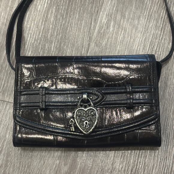 Brighton Vintage Black Croc Embossed Leather Crossbody Bag Heart Lock Charm Luxe - Picture 3 of 11